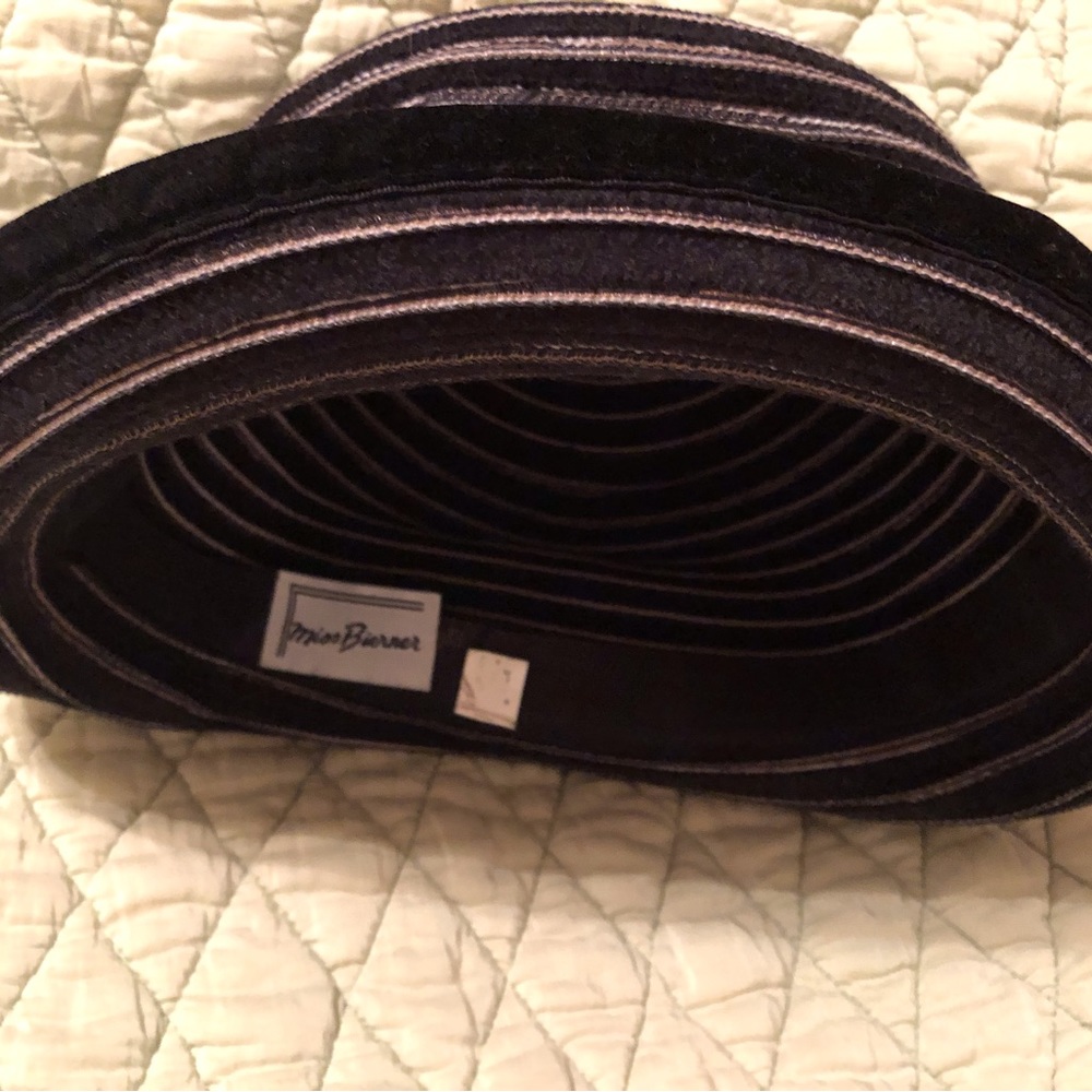 Miss Bierner Bucket hat - Picture 3 of 4